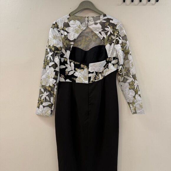 Marchesa Notte Lace Top Gown 🪷 - Picture 9 of 10